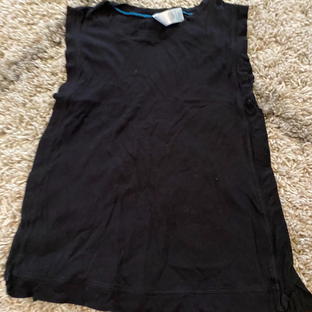 black Lululemon top
